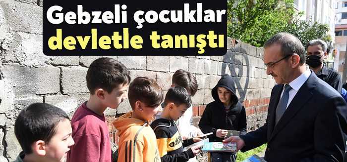 Vali Seddar Yavuz ve eşi Selda Yavuz, Gebze’de aileleri ziyaret
