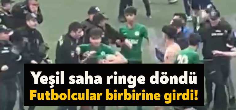 Kocaeli'nin Gebze ilçesinde, U16 Elit Liginde Beylikbağı ile Çayırovaspor karşı