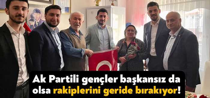 Ak Parti Kocaeli İl Gençlik Kolları üyeleri dün Anneler Günü