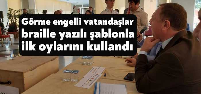 Görme engelli seçmenlerin oyun gizliliği esasına uygun şekilde oy kullanabilmeleri