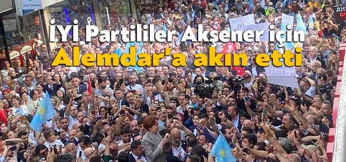İYİ Parti Genel Başkanı Meral Akşener, esnaf ziyareti için Kocaeli’de