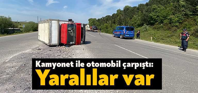 Kocaeli’nin Gebze ilçesinde cadde üzerinde geri geri gelmeye çalışan kamyonet