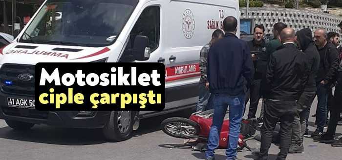 Kocaeli’nin Gebze ilçesinde cip ile çarpışan motosikletin sürücüsü yaralandı.