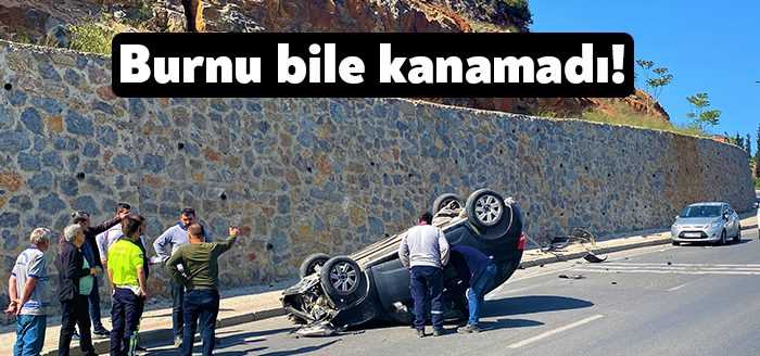 Kocaeli'nin Gebze ilçesinde cadde üzerinde takla atan otomobilin sürücüsü, kazadan