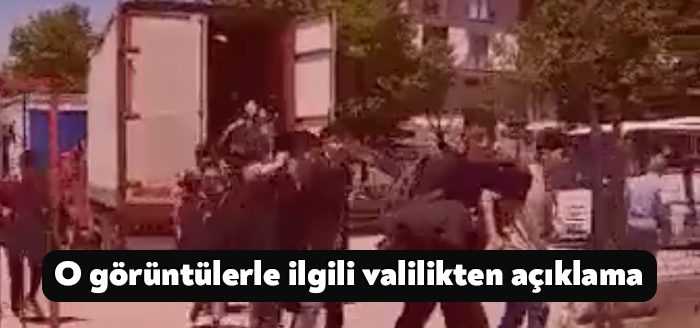 Kocaeli Valiliği Gebze’de bir kamyonun kasasından çıkan yabancı uyruklu şahıslarla