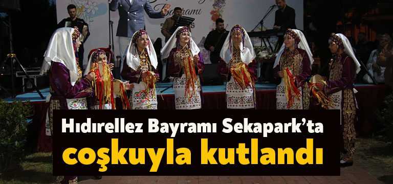 Uluslararası Hıdırellez Bayramı etkinliklerinin 2. gününe katılan Başkan Tahir Büyükakın