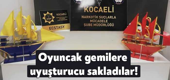 Kocaeli TEM Otoyolu'nda polis ekipleri tarafından bir araçta yapılan aramada,