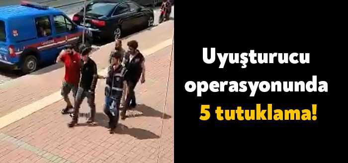 Kocaeli’de 3 ayrı ilçede yapılan uyuşturucu operasyonunda yakalanan 8 şüpheliden