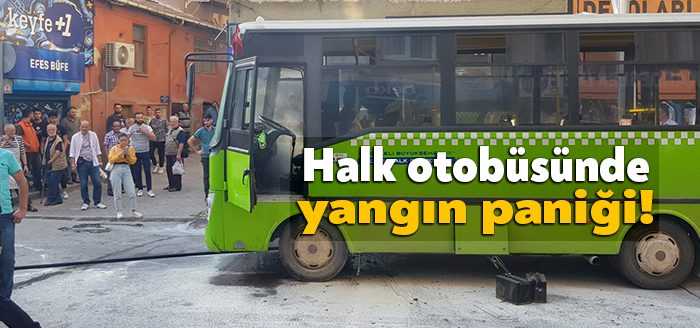 İzmit Çukurbağ Mahallesi'nde duraktan yolcu aldıktan sonra hareket eden halk