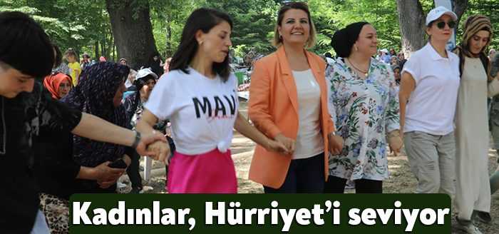 İzmit Belediye Başkanı Av. Fatma Kaplan Hürriyet İZMEK’te görev yapan