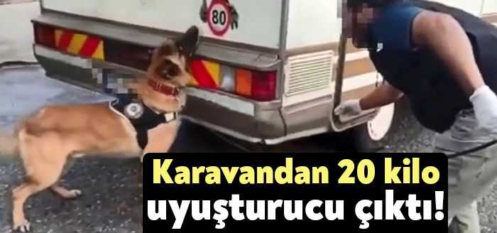 Kocaeli'de polis ekipleri tarafından karavanda yapılan aramada, aracın mutfak kısmına