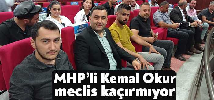 MHP İzmit İlçe Başkanı Kemal Okur, İzmit Belediye Meclisi oturumlarını
