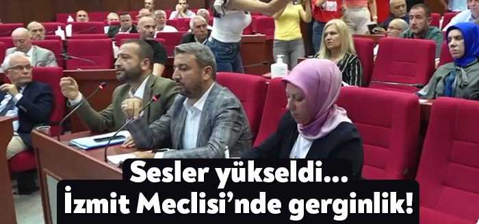 İzmit Belediye Meclisi’nde araç kiralama veya satın alma tartışmaları büyüdü.