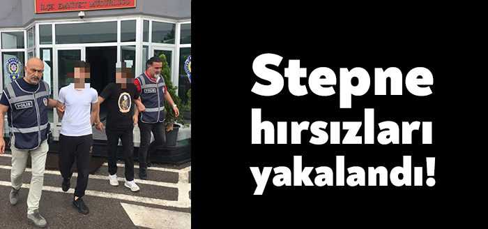 Körfez’de farklı adreslerde park halinde bulunan 5 ayrı minibüsün stepnelerini