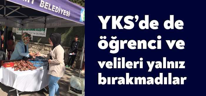 İzmit Belediyesi, Yükseköğretim Kurumları Sınavı’na (YKS) giren adayları yalnız bırakmadı.