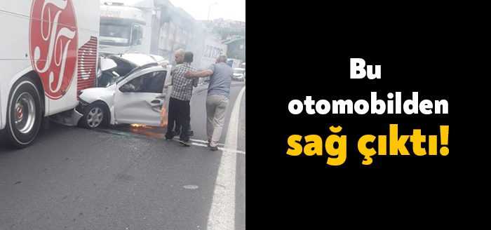 Kocaeli’nin Dilovası ilçesi TEM Otoyolu’nda yolcu otobüsü ile tırın arasında