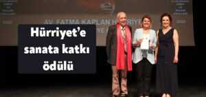 İzmit Belediye Başkanı Fatma Kaplan Hürriyet sanata katkı ödülü aldı