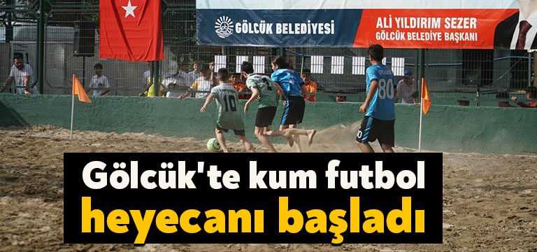 Gölcük Belediyesi tarafından düzenlenen geleneksel Kum Futbol Turnuvası, Değirmendere’de birbirinden