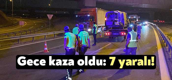 Kocaeli’nin Dilovası ilçesi TEM Otoyolu’nda kamyonet ile hafif ticari aracın