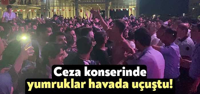Kocaeli’nin Gebze ilçesinde düzenlenen Ceza konserinde alkollü gençler kavga etti.