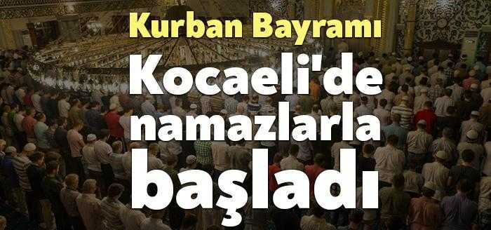 Kocaeli’de sabah saatler 06.12’yi gösterdiğinde bayram namazları kılınmaya başlandı. Kılınan