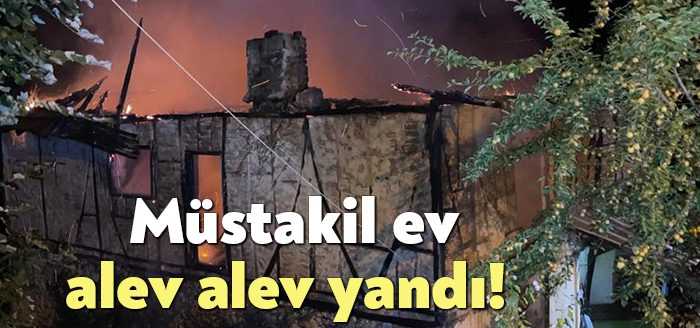 Kocaeli’nin Gölcük ilçesinde bulunan iki katlı müstakil ev alevlere teslim