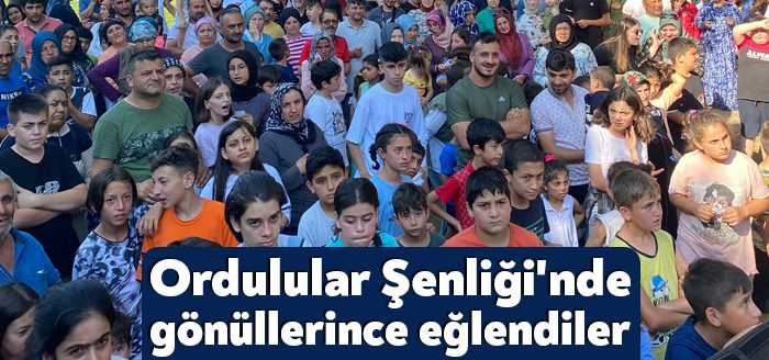 İzmit Belediyesinin destekleriyle Alikahya’daki Ordulu derneklerin hazırladığı Geleneksel Ordulular Şenliği,