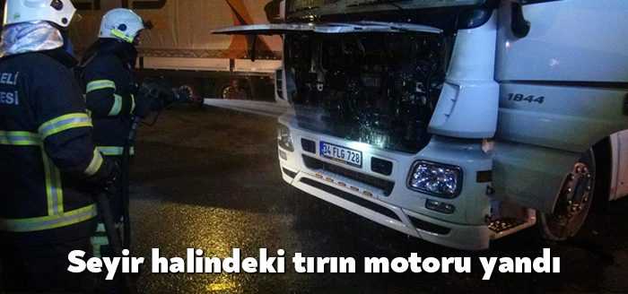 Kocaeli’de seyir halinde olan tırın motor kısmında yangın çıktı. Olayda