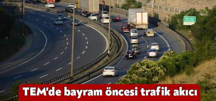 Kurban Bayramı öncesi TEM Otoyolu Kocaeli geçişinde akıcı yoğunluk gözlendi.