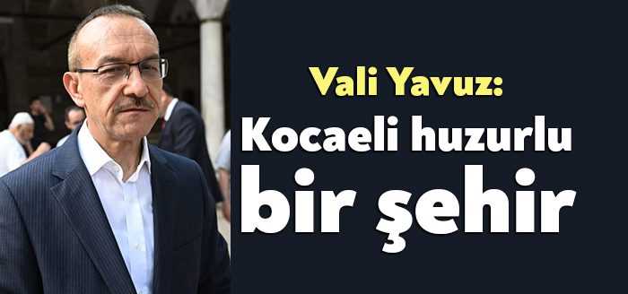 Kocaeli Valisi Seddar Yavuz, Kurban Bayramı namazı sonrasında vatandaşlarla bayramlaştı.