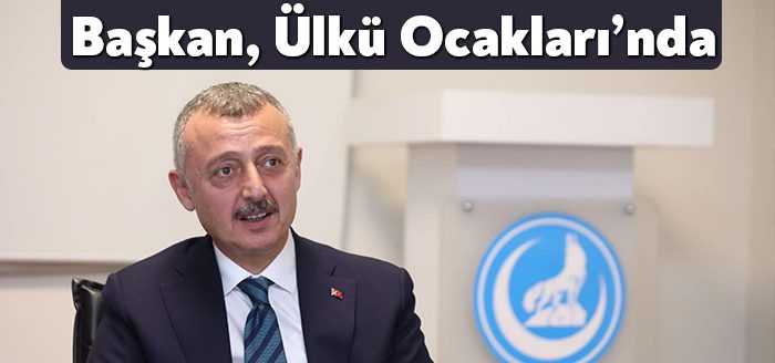 Kocaeli Büyükşehir Belediye Başkanı Tahir Büyükakın, Kocaeli Ülkü Ocakları’nmda gençlerle