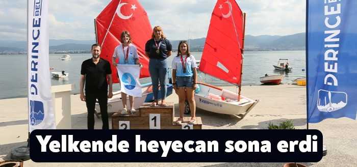 Derince Yelken Kulübü'nün ev sahipliğinde düzenlenen 15 Temmuz Demokrasi ve