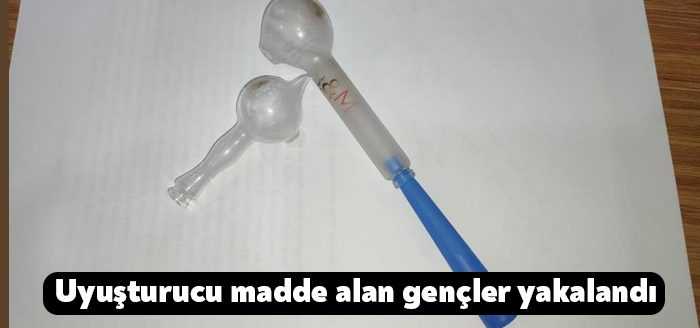 Kocaeli'de bekçilerin hareketlerinden şüphelendiği 2 şüphelinin bulunduğu araçtan uyuşturucu madde