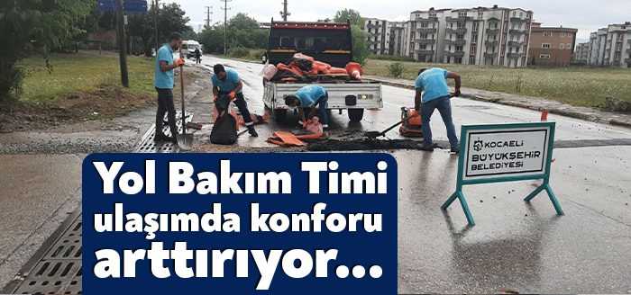Büyükşehir Belediyesi Yol Bakım Timi kentin her noktasında yaptığı çalışmalarla