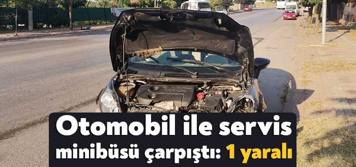 Kocaeli’nin Gebze ilçesinde servis minibüsü ile çarpışan otomobilin sürücüsü yaralandı.