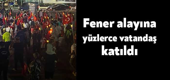 Kocaeli’de düzenlenen fener alayına yüzlerce vatandaş katıldı