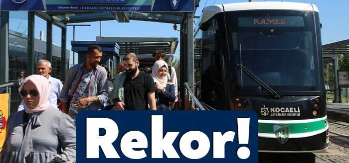 Kocaeli Büyükşehir Belediyesi UlaşımPark tarafından işletilen Akçaray, bir günde 56