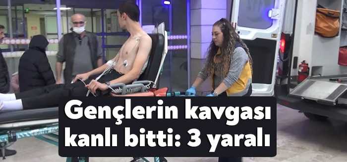 Kocaeli’de gençler arasında çıkan kavgada 3 kişi bıçaklanarak yaralandı.