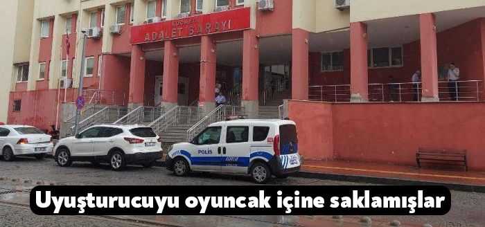Kocaeli'de polis operasyonunda oyuncak içine gizlenmiş uyuşturucu madde ele geçirilmesi