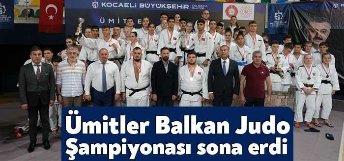 Büyükşehir’in Türkiye Judo Federasyonu işbirliğinde gerçekleştirdiği Ümitler Judo Balkan Şampiyonası