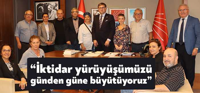 CHP Kocaeli ailesine katılan 5 yeni üye İl Başkanı Harun