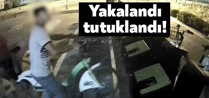 Kocaeli’nin İzmit ilçesinde belediyeye ait park halindeki bisikletleri yerinden sökerek