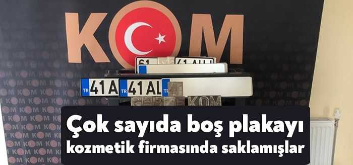 Kocaeli’de polis ekiplerince bir kozmetik firmasında yapılan aramada çok sayıda