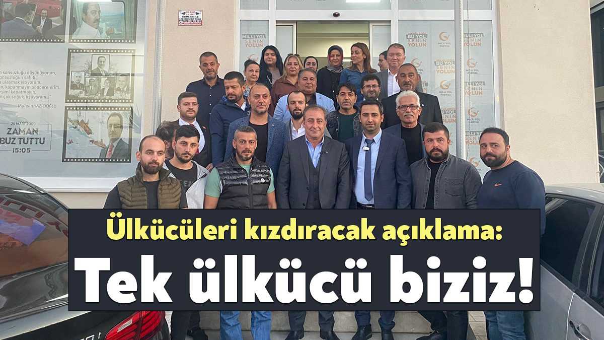 Milli Yol Partisi Kocaeli il Başkanı Recep Süslü, il binasında