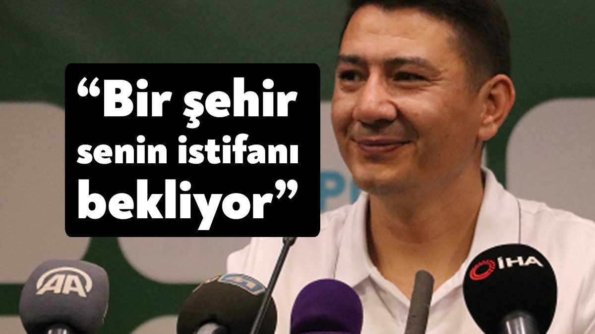 Hodri Meydan Taraftar Derneği, Kocaelispor'un teknik direktörü Fırat Gül'ü istifaya