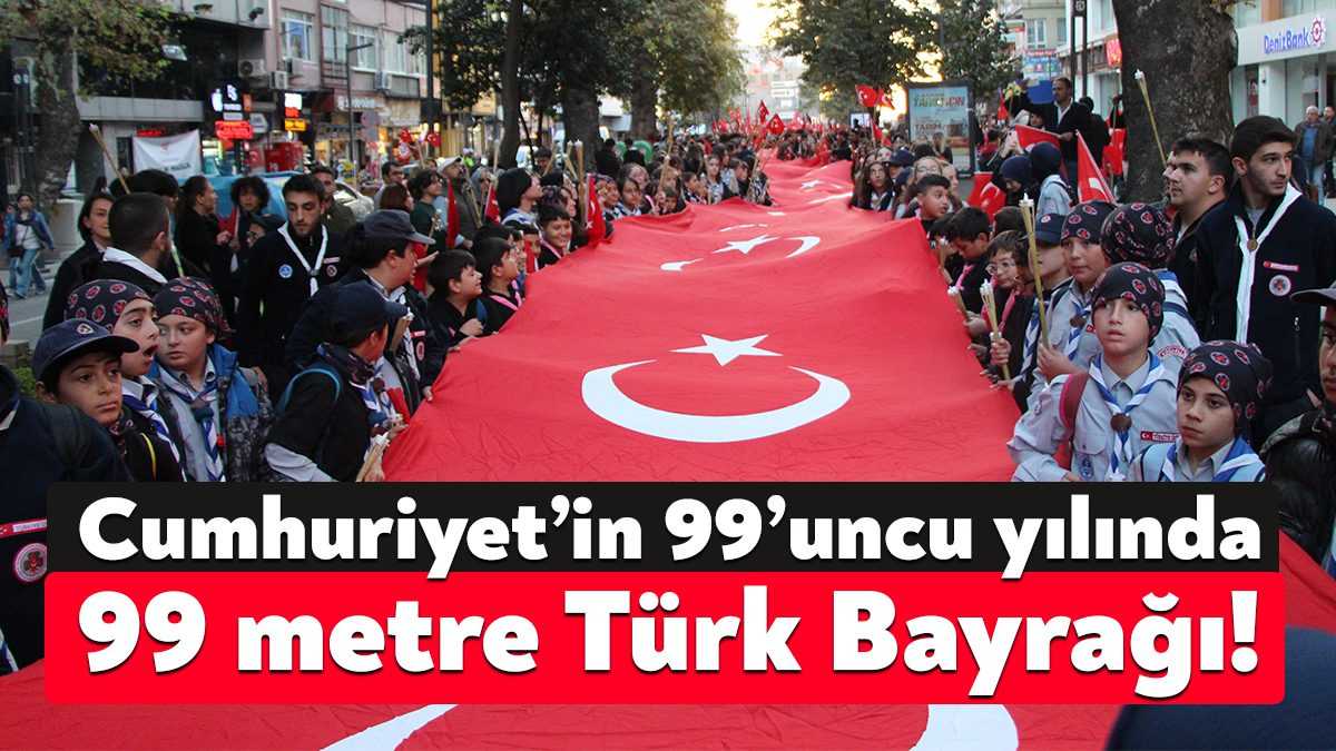 Kocaeli Valiliği, Cumhuriyet Bayramı’nın 99’uncu yıldönümü nedeniyle fener alayı yürüyüşü