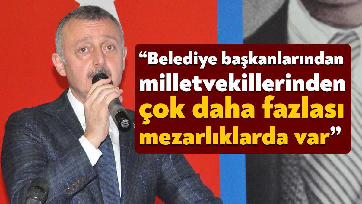 Kocaeli Büyükşehir Belediyesi Başkanı Tahir Büyükakın, AK Parti İlçe Danışma