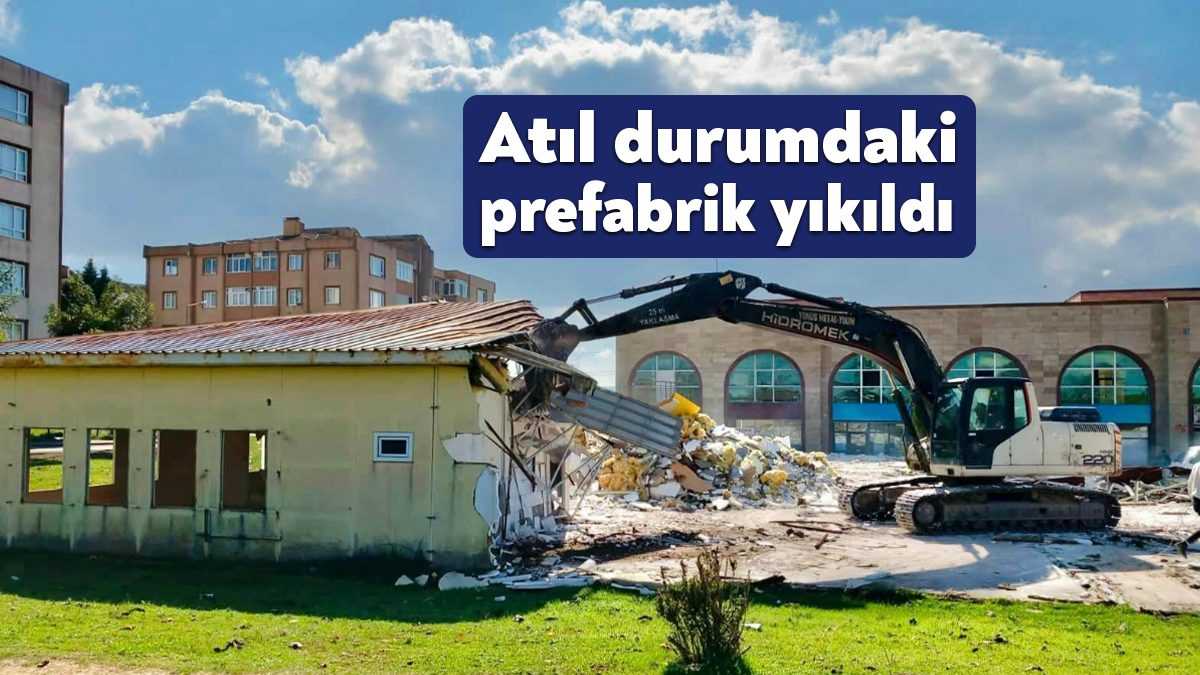 İlimtepe Sağlık Ocağı ve KOMEK binasının modern bir yapıdaki İlimtepe