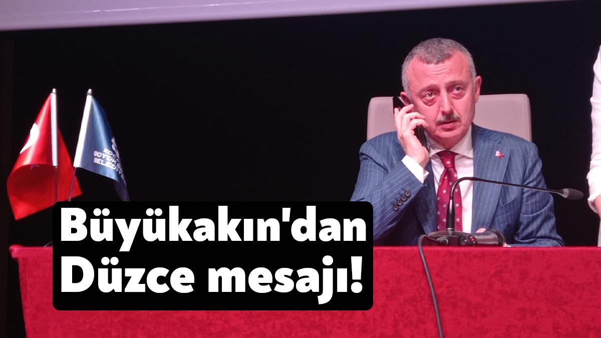 Söz konusu deprem sonrasında Kocaeli Büyükşehir Belediye Başkanı Tahir Büyükakın