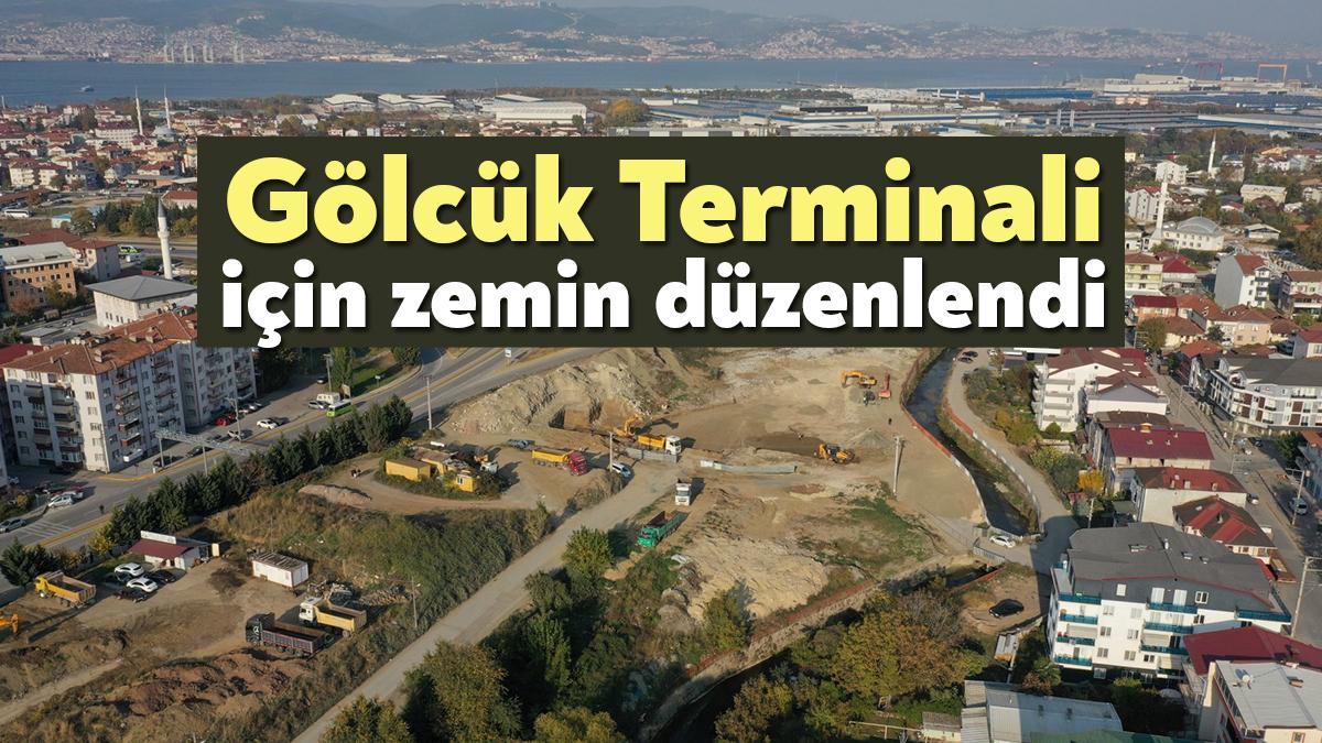 Kocaeli Büyükşehir’in Gölcük’te yapımına başladığı yeni terminal binasında zemin düzenlemesi